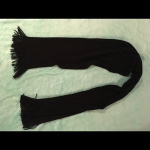 Black scarf